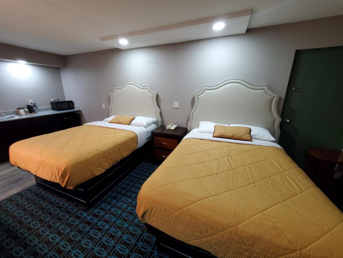 Scottish Inns & Suites Springdale Bagian luar foto