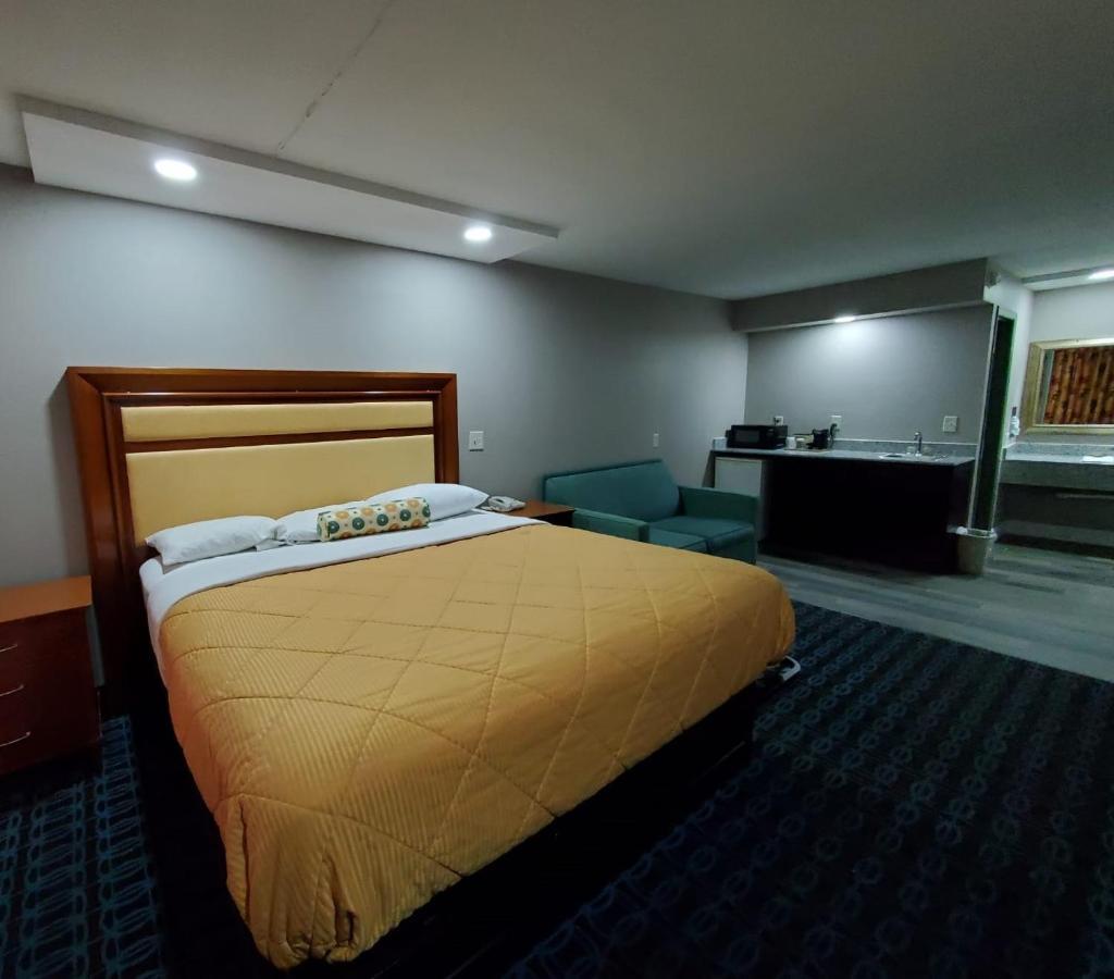 Scottish Inns & Suites Springdale Bagian luar foto
